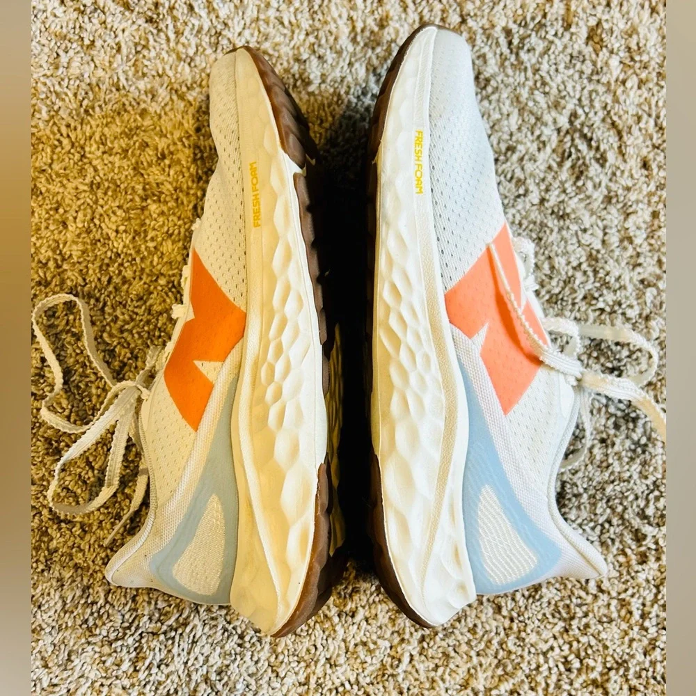 New Balance Women's Fresh Foam Arishi V4 Running Shoe SZ 7 - Picture 5 of 10